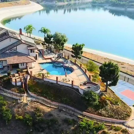 Stunning Panoramic Waterfront Pool Home Escape